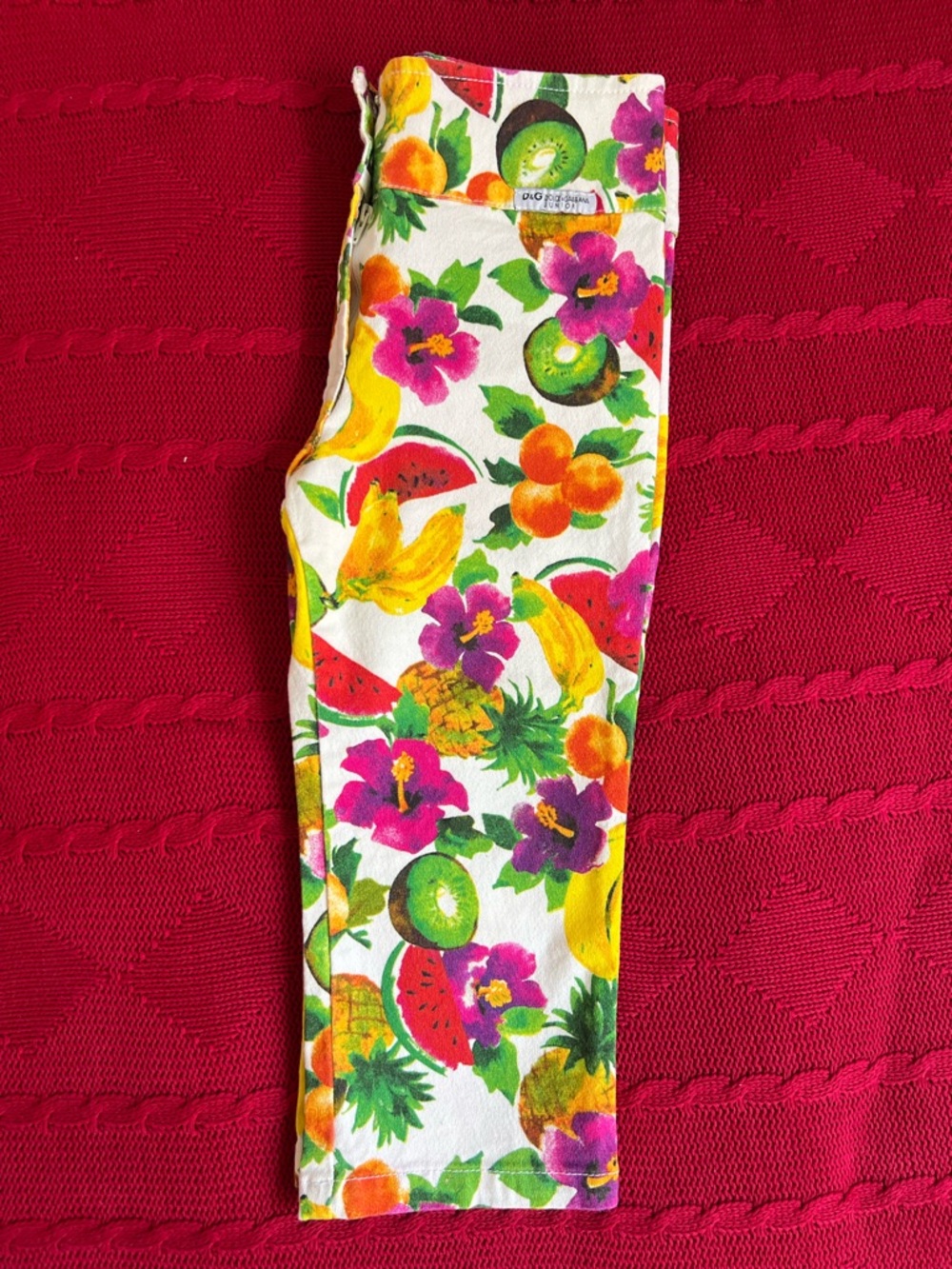 Kids Dolce & Gabbana White Capri Leggings with Multicolor Tropical Fruit Print - Picture 10 of 11